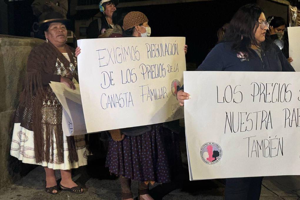 La marcha pretendió ingresar a la plaza Murillo La marcha pretendió ingresar a la plaza Murillo