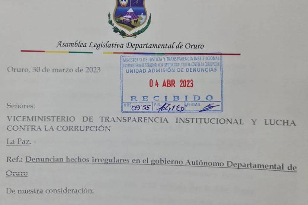La denuncia fue presentada por los asambleístas orureños La denuncia fue presentada por los asambleístas orureños