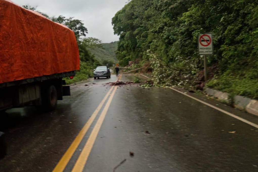 Uno de los tramos intransitables