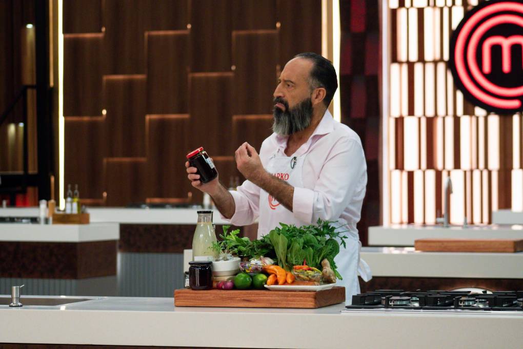 Marko Bonifaz reacciona ante los ingredientes que encontró