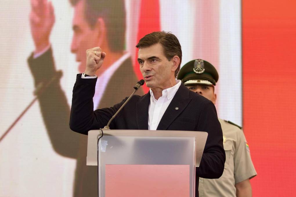 Rodrigo Paz y sus ministro estarán en la reunión, según el reporte del presidenta de la Caneb