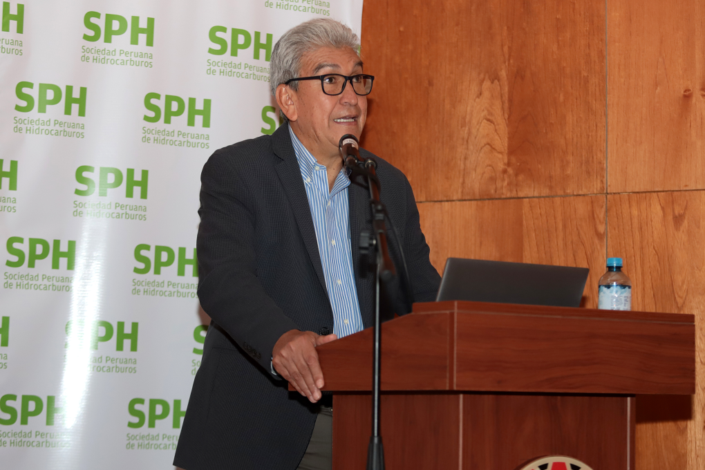 “Nadie debe atentar contra la seguridad del abastecimiento del país y el Gobierno tiene que ponerse duro en este sentido”, dijo Ríos