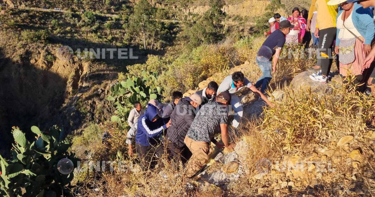 Dos muertos y dos heridos deja el embarrancamiento de un vehículo en la ...