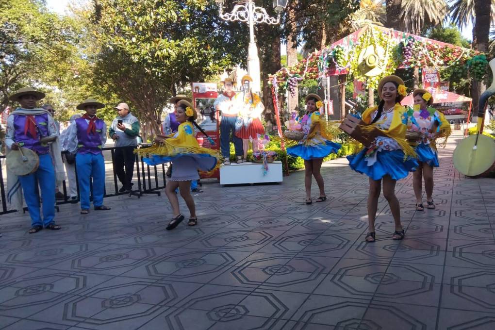 La Ruta del Carnaval inicia en Tarija 