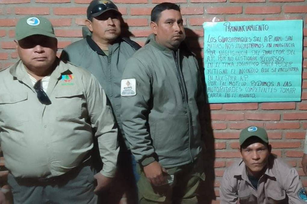 Guardaparques en emergencia.